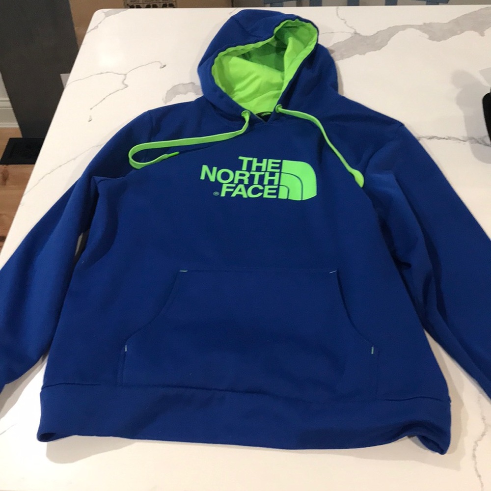 Mens North Face Hoodie-size L